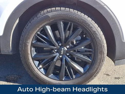 Used 2022 Kia Telluride SX image 12