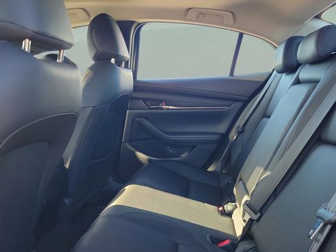 Used 2022 MAZDA MAZDA3 s image 13