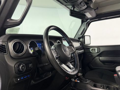 Used 2023 Jeep Wrangler Unlimited Rubicon 4xe w/ Steel Bumper Group image 29