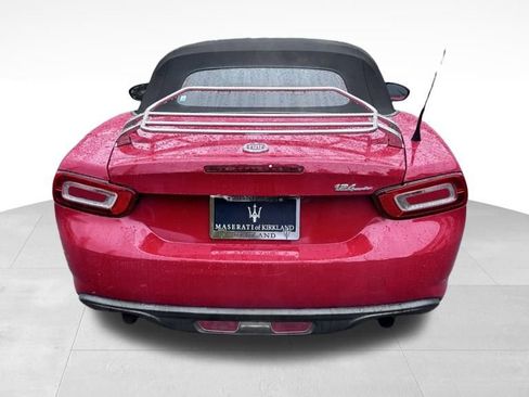 Used 2018 FIAT 124 Spider Classica image 6