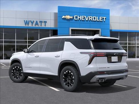 New 2027 Chevrolet Traverse Z71 w/ Driver Confidence Package AWD/4WD image 3