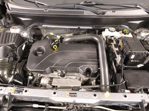 Used 2024 Chevrolet Equinox LS w/ LS Convenience Package image 18