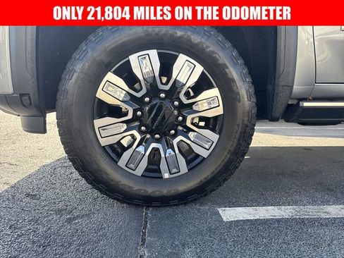 Used 2024 GMC Sierra 2500 Denali w/ Denali Reserve Package image 13