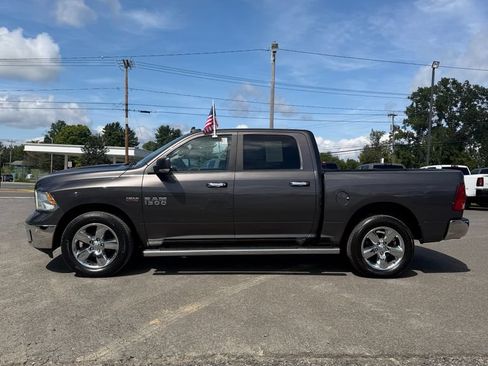 Used 2017 RAM 1500 Big Horn AWD/4WD image 2