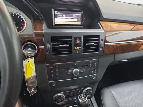 Used 2012 Mercedes-Benz GLK 350 4MATIC image 19