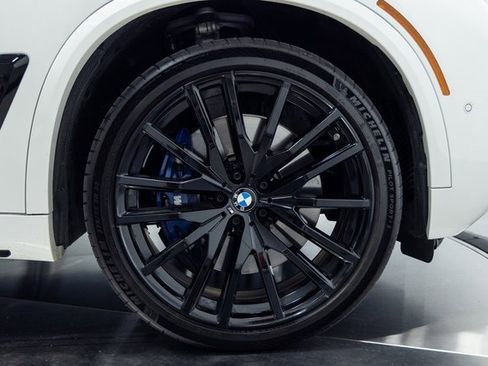 Certified 2024 BMW X5 M60i image 27