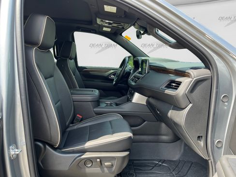 Used 2024 Chevrolet Tahoe Premier AWD/4WD image 15