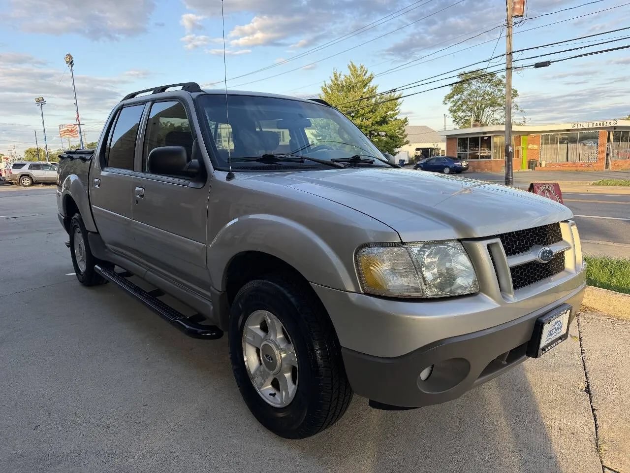 Used 2003 Ford Explorer Sport Trac XLT RWD image 4