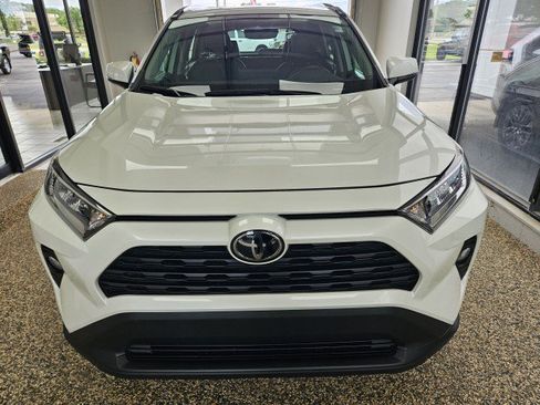 Used 2021 Toyota RAV4 XLE Premium AWD/4WD image 6