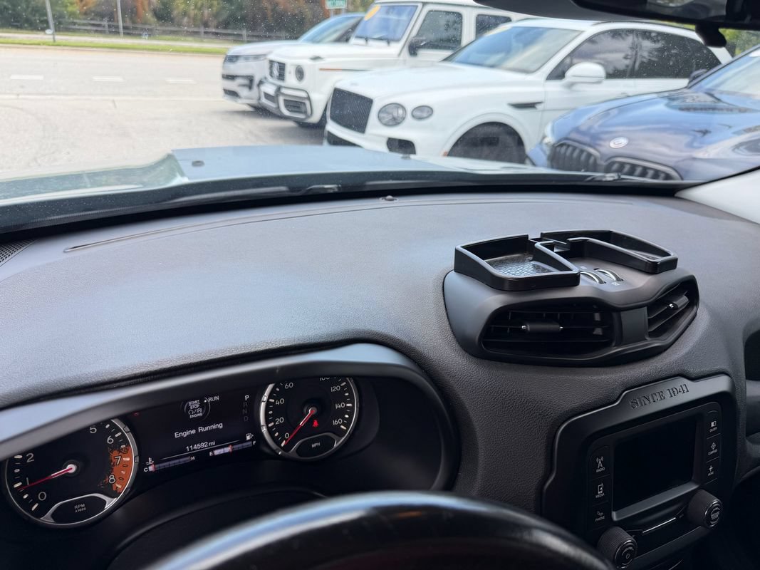 Used 2016 Jeep Renegade Trailhawk AWD/4WD image 22