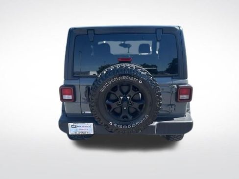 Used 2021 Jeep Wrangler Sport AWD/4WD image 4