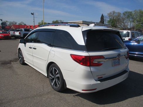 Used 2018 Honda Odyssey Elite image 4