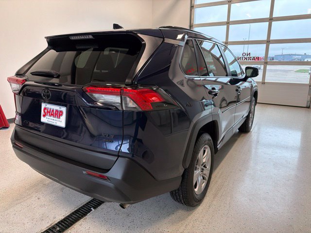 Used 2022 Toyota RAV4 XLE w/ Convenience Package AWD/4WD image 8
