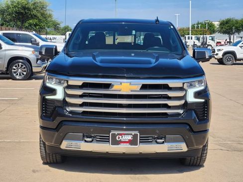 Used 2024 Chevrolet Silverado 1500 High Country w/ High Country Premium Package AWD/4WD image 11