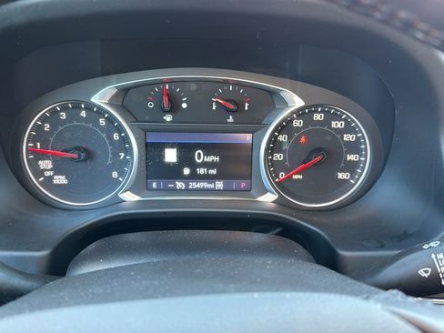 Used 2022 GMC Acadia AT4 image 28