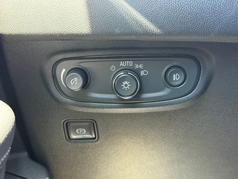 Used 2020 GMC Terrain Denali w/ Denali Premium Package AWD/4WD image 19