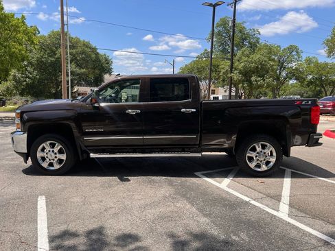 Used 2019 Chevrolet Silverado 2500 LTZ w/ Duramax Plus Package image 9
