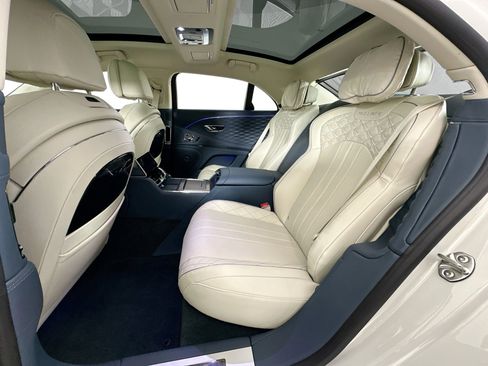 Certified 2024 Bentley Flying Spur W12 AWD/4WD image 24
