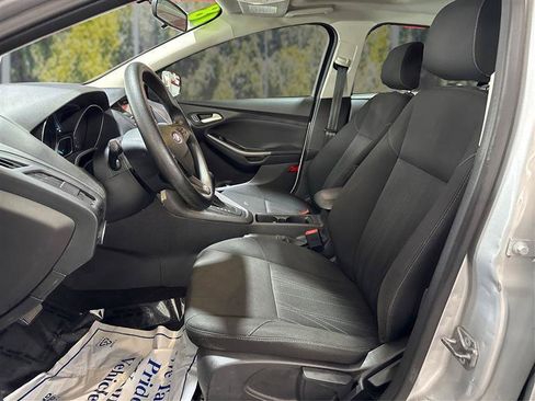 Used 2018 Ford Focus SEL FWD image 9