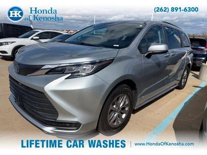 Used 2021 Toyota Sienna LE