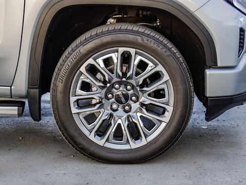 Used 2024 GMC Sierra 1500 Denali Ultimate image 11