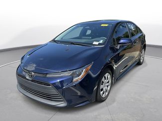 Used 2024 Toyota Corolla LE FWD video 2