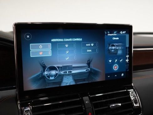 Used 2023 Lincoln Navigator Black Label image 26