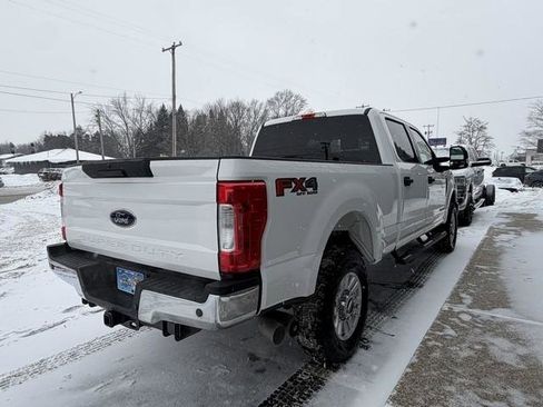 Used 2019 Ford F250 XLT w/ XLT Value Package image 9