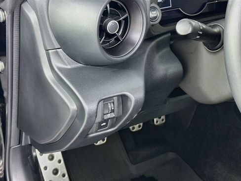 Used 2022 Subaru BRZ Limited RWD image 11