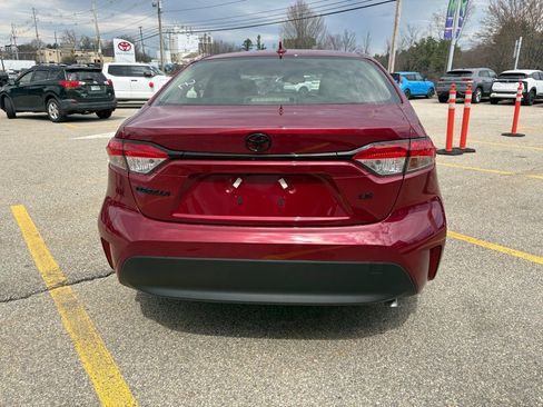 New 2026 Toyota Corolla LE FWD image 4
