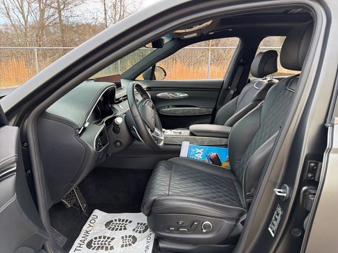 Used 2024 Genesis GV70 3.5T Sport w/ Sport Advanced Package image 24