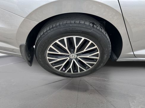 Used 2021 Volkswagen Jetta S image 9