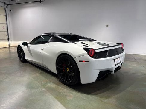 Used 2015 Ferrari 458 Spider RWD image 7