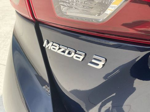 Used 2018 MAZDA MAZDA3 Grand Touring image 27