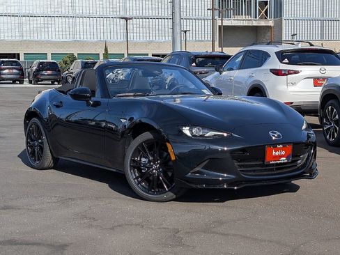 New 2026 MAZDA MX-5 Miata Club w/ Interior Package image 3