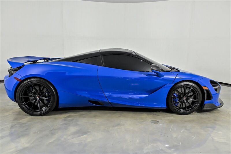 Used 2018 McLaren 720S RWD image 14