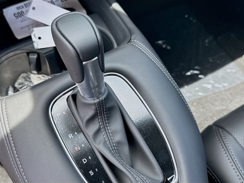 New 2027 Honda HR-V EX-L image 15