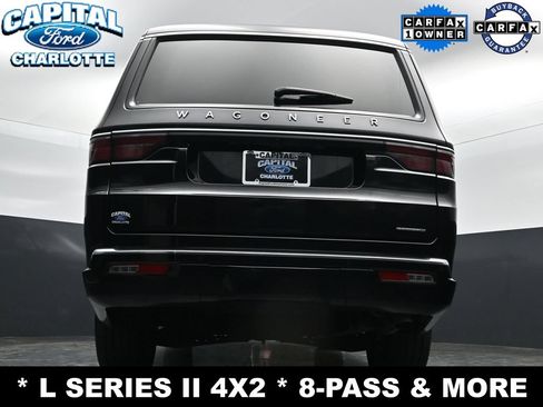Used 2024 Jeep Wagoneer L Series II RWD image 26
