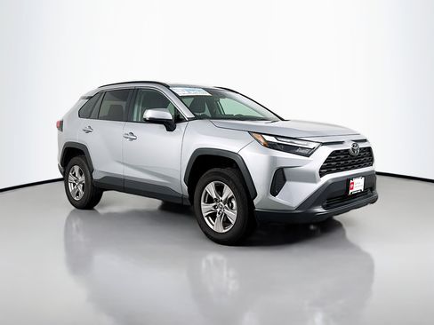 Certified 2025 Toyota RAV4 XLE AWD/4WD image 1
