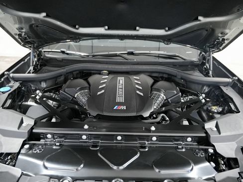 Used 2022 BMW X5 M w/ Competition Package 2 AWD/4WD image 46