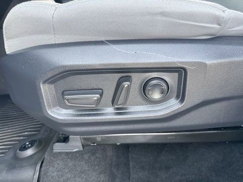 Used 2025 Toyota Tundra SR5 w/ SR5 Convenience Package image 15