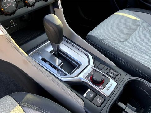 Used 2024 Subaru Forester Premium image 18