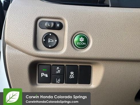 Used 2021 Honda Pilot Touring image 23