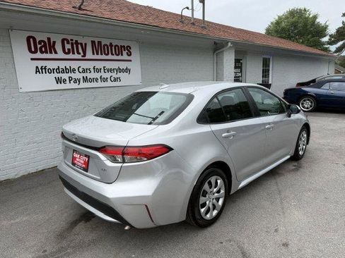 Used 2021 Toyota Corolla LE FWD image 5