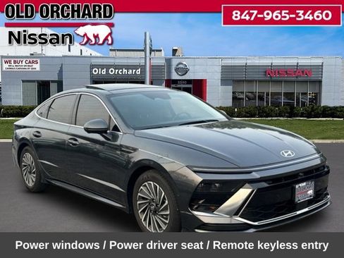 Used 2025 Hyundai Sonata Limited FWD image 5