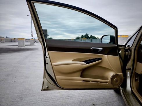 Used 2007 Honda Civic LX image 12