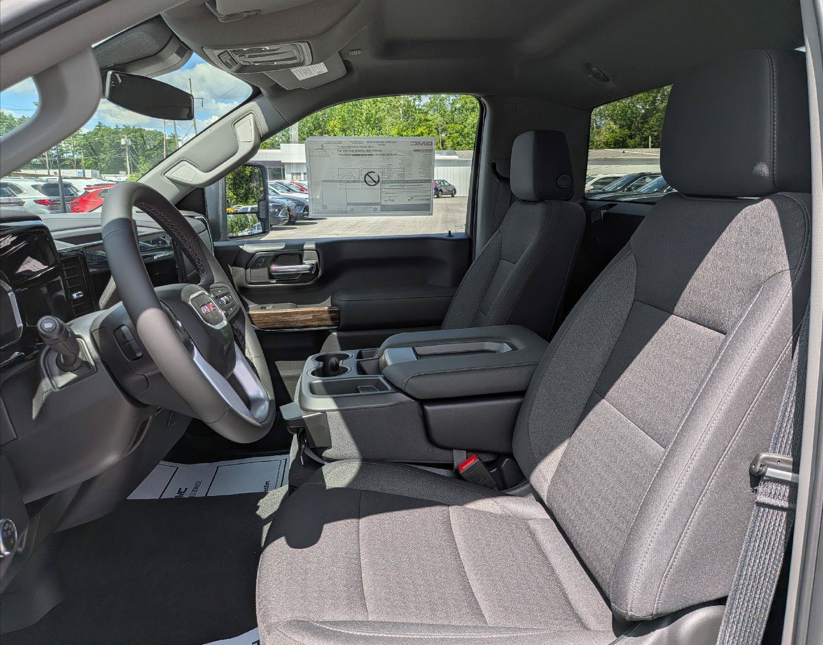 New 2026 GMC Sierra 3500 SLE w/ SLE Convenience Package AWD/4WD image 11