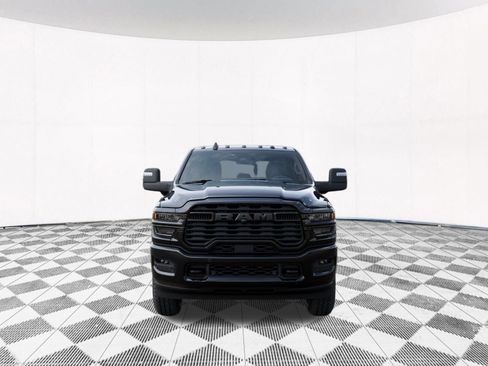 New 2026 RAM 2500 Big Horn AWD/4WD image 8