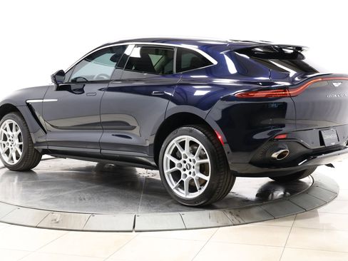 Used 2021 Aston Martin DBX AWD/4WD image 52