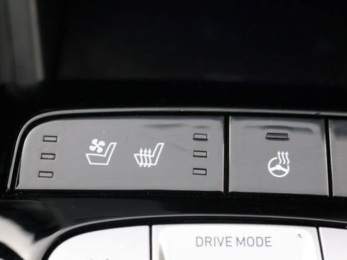 Used 2023 Hyundai Tucson Limited AWD/4WD image 15